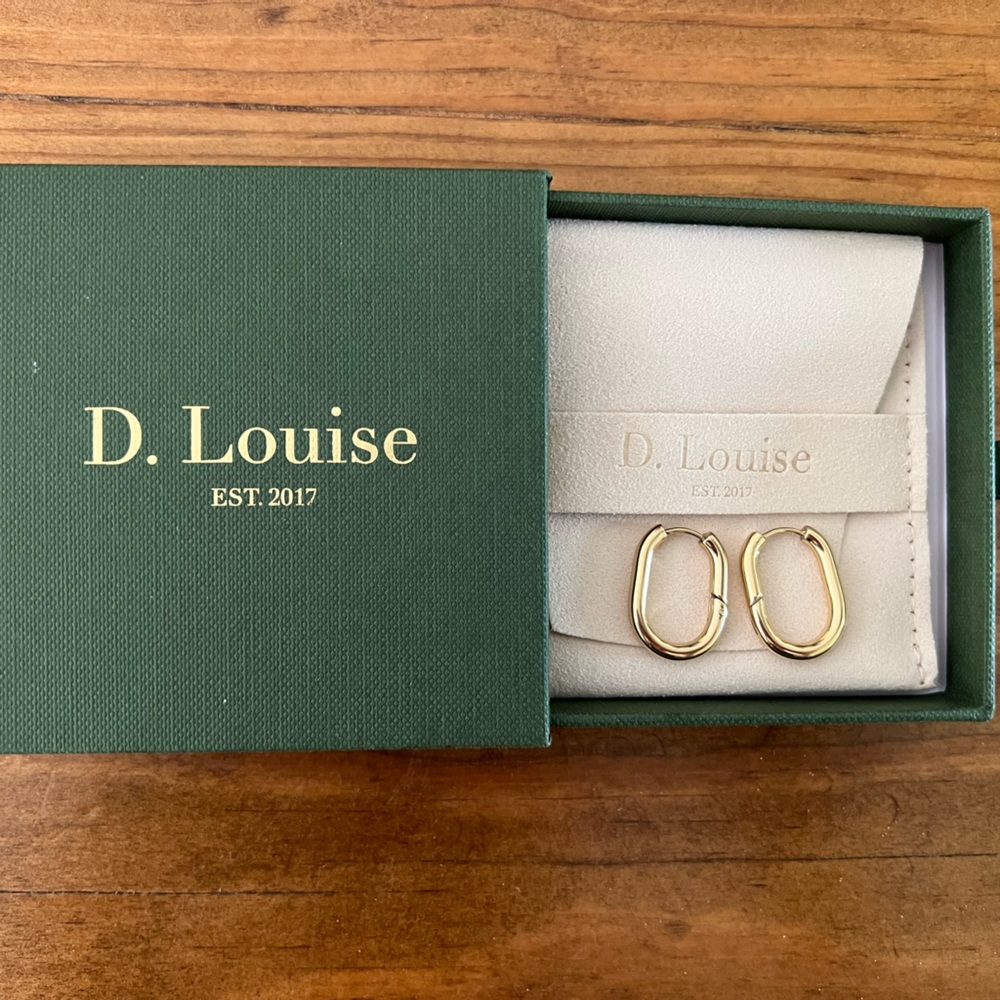 D.Louise Gold Oval Hoop Earrings